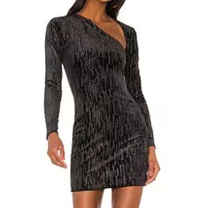 h:ours Black Asymmetrical Bodycon Dress